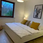 Wohnung Mit Garten & Parkplaetzen